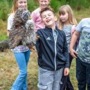 Bei Entdeckertagen im Nationalpark-Zentrum sind Kinder und Jugendliche drinnen und draußen den lautlosen Eulen auf der Spur.