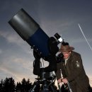 Bild 3: An der Sternwarte bei Vogelsang kann der Sternenpark Nationalpark Eifel bei Nacht erlebt werden. (Foto: Medienzentrum Eifel)