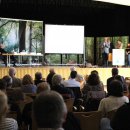 Bild 3: Pressekonferenz zur erstmaligen Präsentation der Ergebnisse aus der großen Besucherumfrage zum Nationalpark Eifel im Kurhaus in Schleiden-Gemünd. (Foto: Nationalparkverwaltung Eifel/A.Simantke)