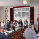 Bild 5: Journalisten stellten ihre Fragen auch an die Runde der in der Untersuchung interviewten Experten.