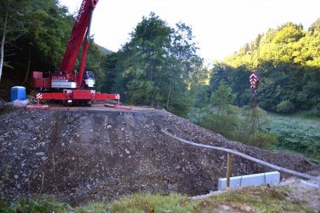 Damit das Wasser des Böttenbaches wieder frei in seinem Bett fließen kann, muss einiges an Erde bewegt werden.