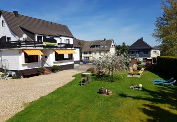 Die Lage der Untekünfte lädt zum Wandern, Reiten oder Walken ein