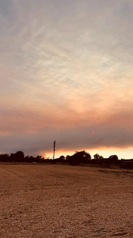 Durch den Brand im Hohen Venn gibt es noch immer, je nach Windrichtung, starke Rauchentwicklung.