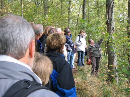 In totaal acht verschillende talen en de Duitse gebarentaal behoren tot het repertoire van de experts van het Nationaal Park,