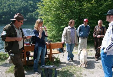 Integrative Ranger-Tour mit gebärdensprachlicher Begleitung durch das Nationalpark-Zentrum Eifel
