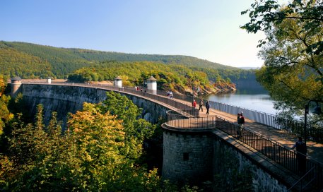 Le barrage de l’Urft contient environ 45 millions de mètres cubes d’eau.
