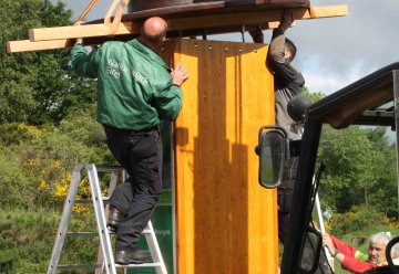 Nationalpark Holzbauwerkstatt zeigt breite Palette ihres Könnens bei Gewerbefest in Herhahn