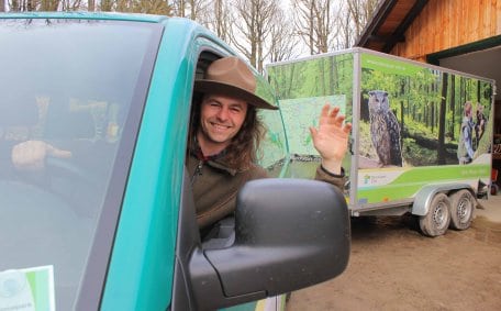 Ranger Thomas Kroll ist ein &quot;alter Hase&quot; im Geschäft und hat den Nationalpark Eifel schon auf vielen Messen präsentiert.