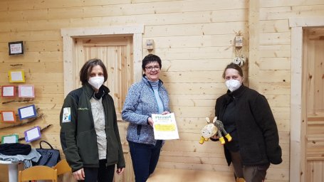 Trotz der besonderen Beanspruchung der Schulen und Kitas durch die mittlerweile schon so lange andauernden, ständig wechselnden Anforderungen im Umgang mit der Pandemie haben auch die Kinder der AWO Kita Hellenthal-Kreuzberg Spenden gesammelt.