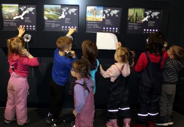 Ukrainische Kinder zur Erholung bei Nationalpark-Gastgeber in Jugendherberge Gemünd und im Nationalpark Eifel