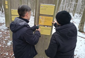 Zitat aus Madagaskar bereichert Station auf Naturerkundungspfad „Der Wilde Weg“